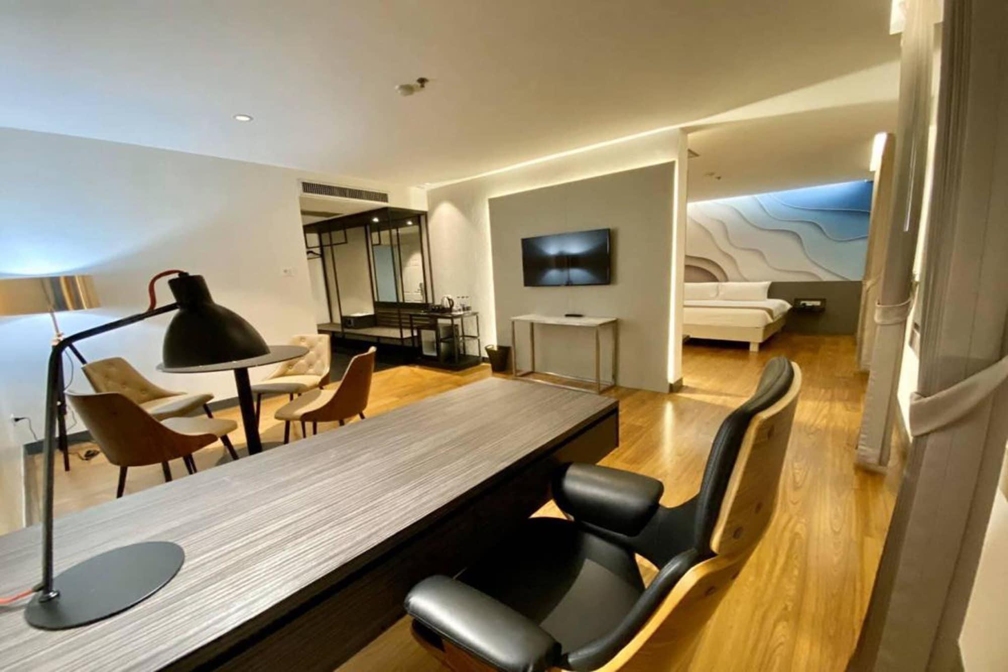 Lee Gardens Plaza Hotel - Sha Plus Хатъяй Экстерьер фото