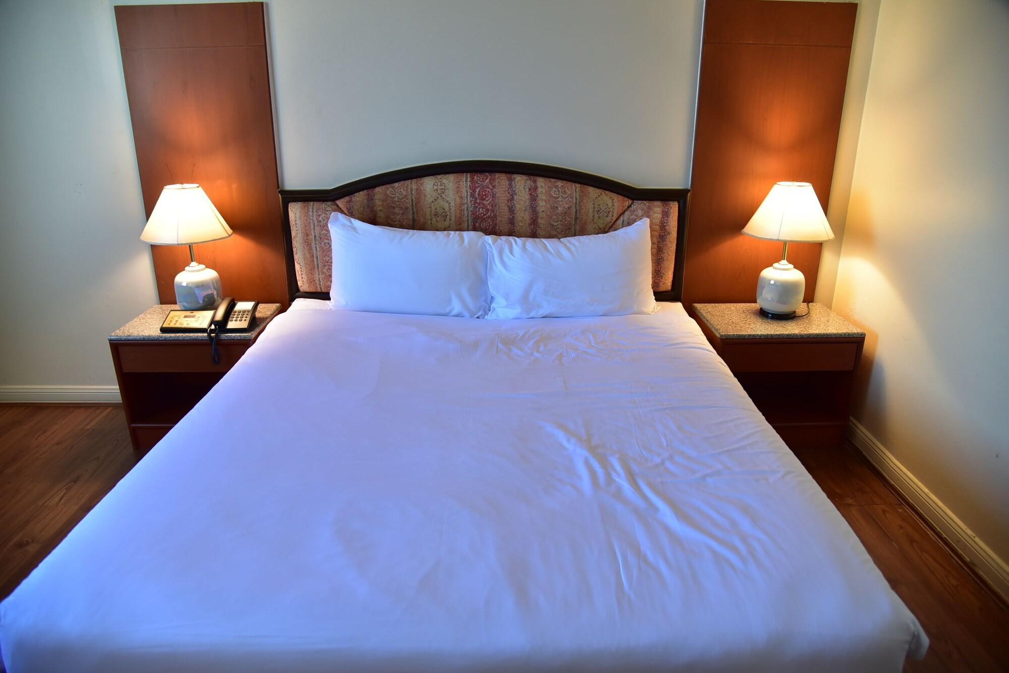 Lee Gardens Plaza Hotel - Sha Plus Хатъяй Экстерьер фото